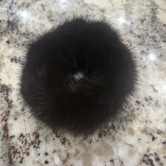 Mink Hair accessory  from  William H Harris Furs - Picture 2 of 2